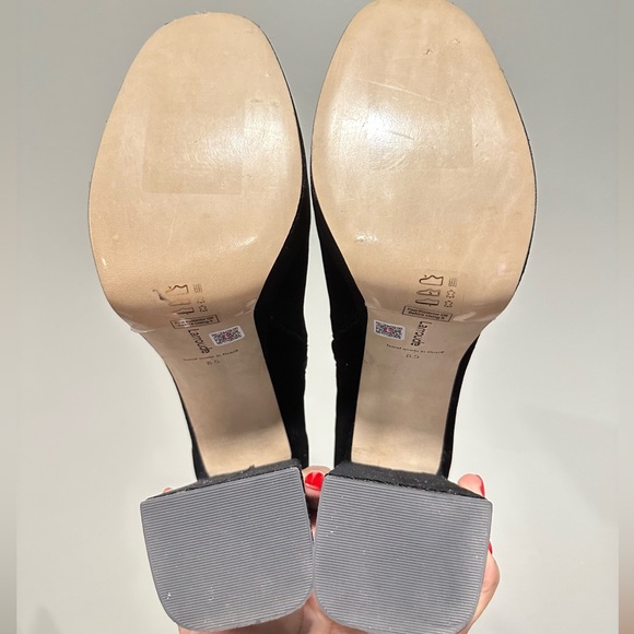 🌹LARROUDE🌹 Dolly Stretch Boot In Black Size: 8.5 - Picture 8 of 8